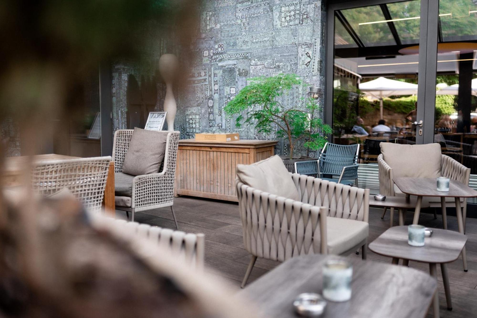 Hotel-Restaurant Schwanen Metzingen  Bagian luar foto